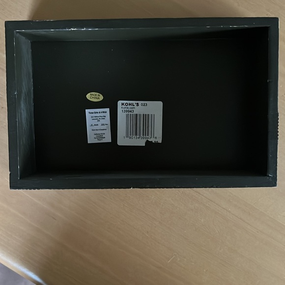 Dogs Welcome People Tolerated Sign NWT - Picture 2 of 6